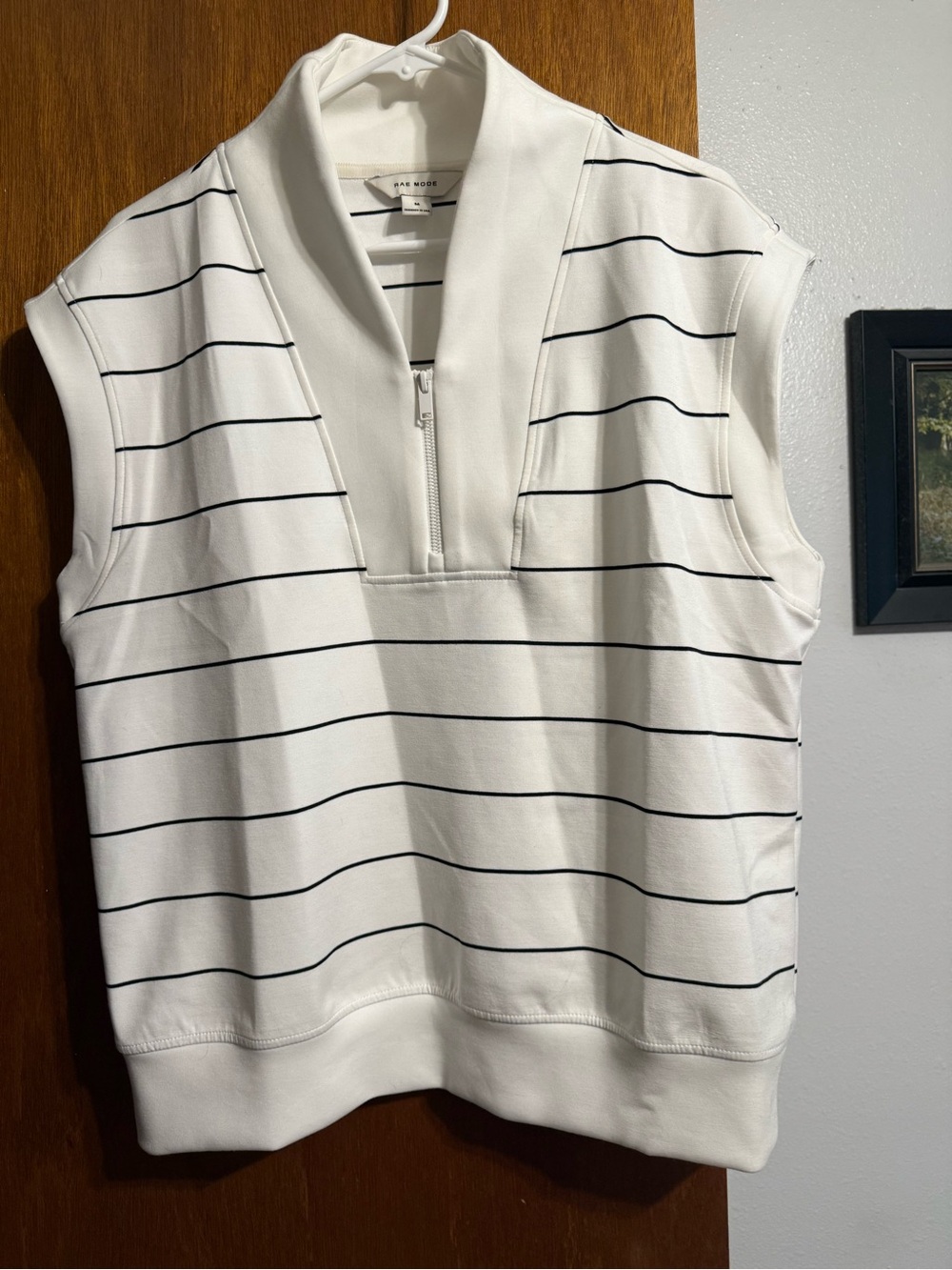 Rae mode scuba White Striped Sleeveless Zip-Neck Tank